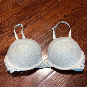 VS 32C Bombshell Bra